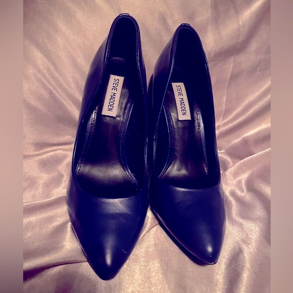 Navy Blue High Heels - Steve Madden - Picture 3 of 6
